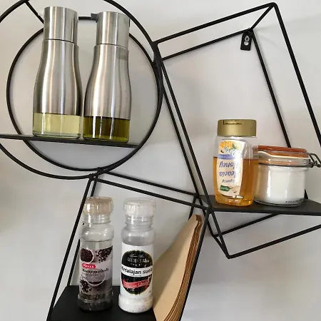 Apartment With Garden And Teracce- Free Parking